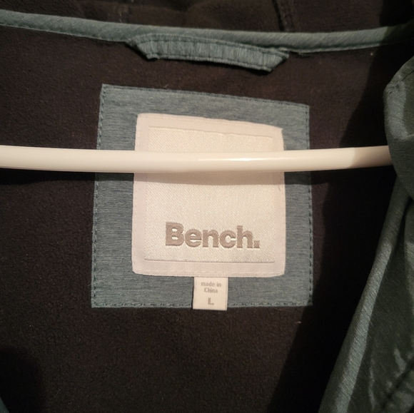 Bench Long Waterproof Jacket - Large Slim Fit - Picture 5 of 7